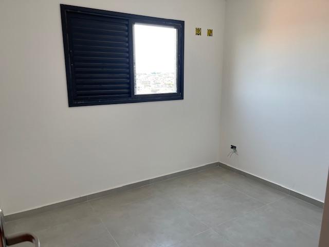 Apartamento à venda com 2 quartos, 68m² - Foto 6